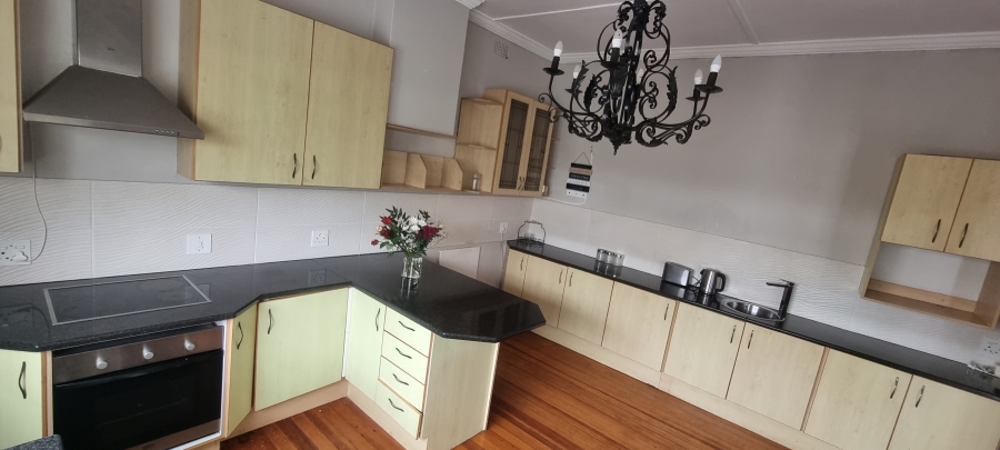 5 Bedroom Property for Sale in Selborne Eastern Cape